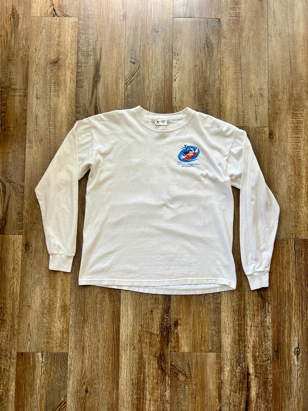 189 -White Sorcerer Mickey Where Magic Lives WDW Longsleeve - L