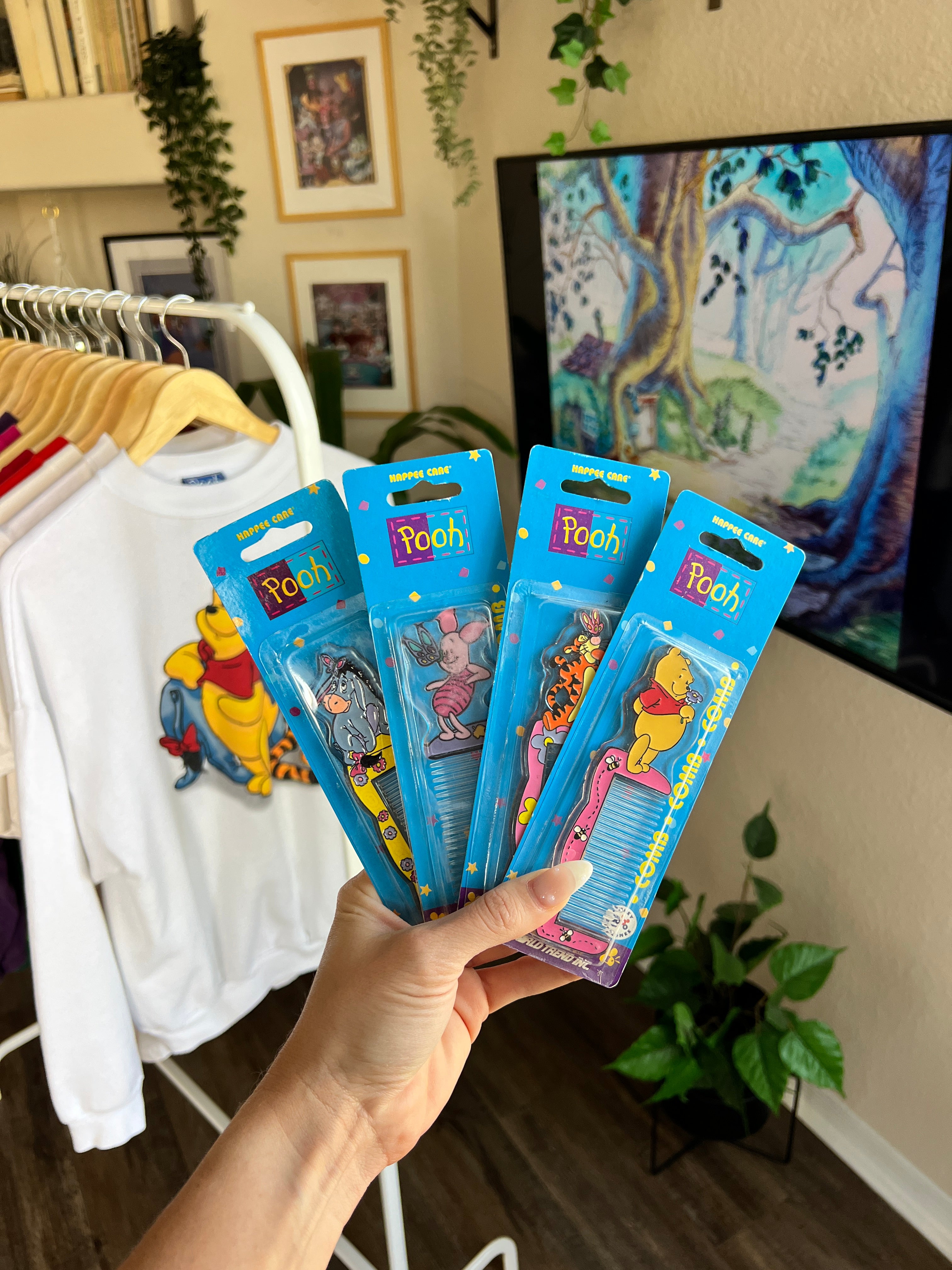 87 -WTP Combs & Brush