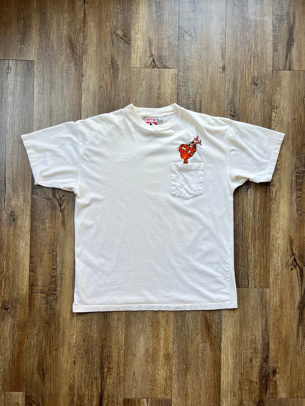 64 - White/Cream Bouncing Tigger Embroidered Pocket Shirt - L/XL