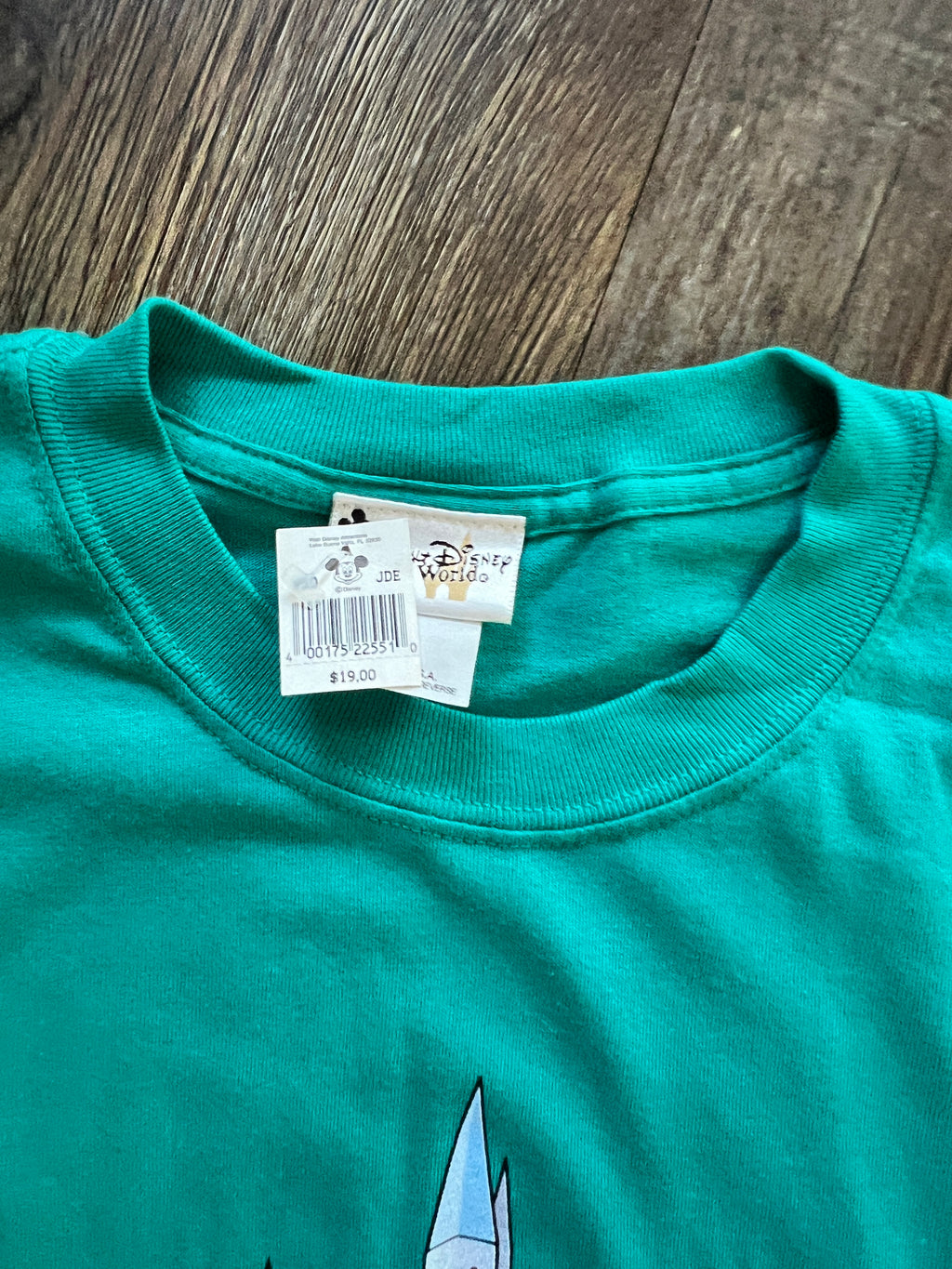 1168 -NWT Teal Green Mickey & Friends Cinderella Castle 2000 WDW Logo Shirt - XL