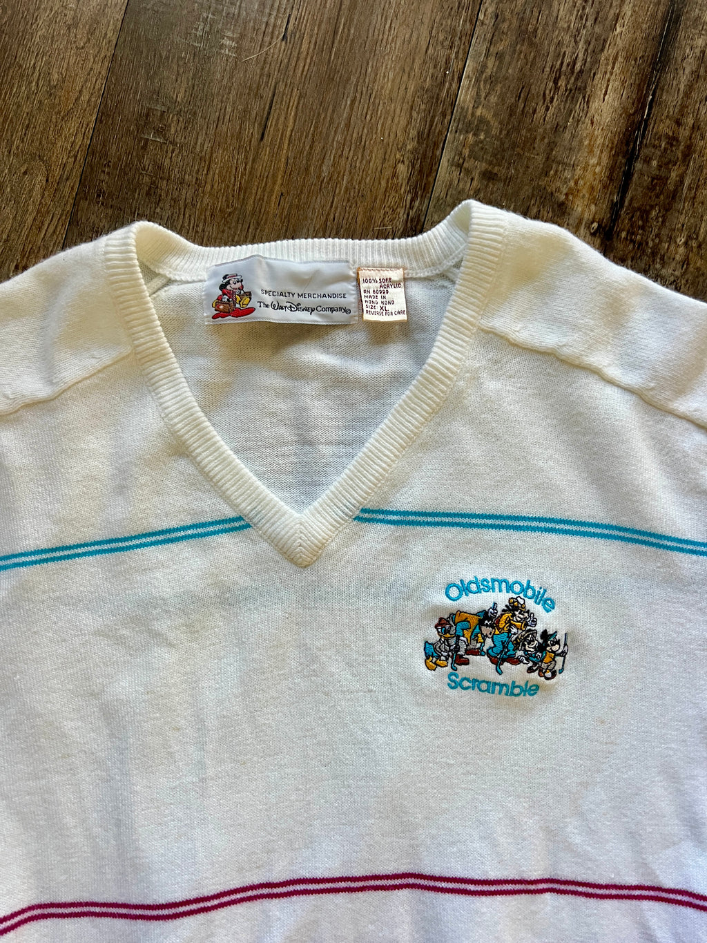 1171 -White Striped Embroidered Oldsmobile Scramble - XL