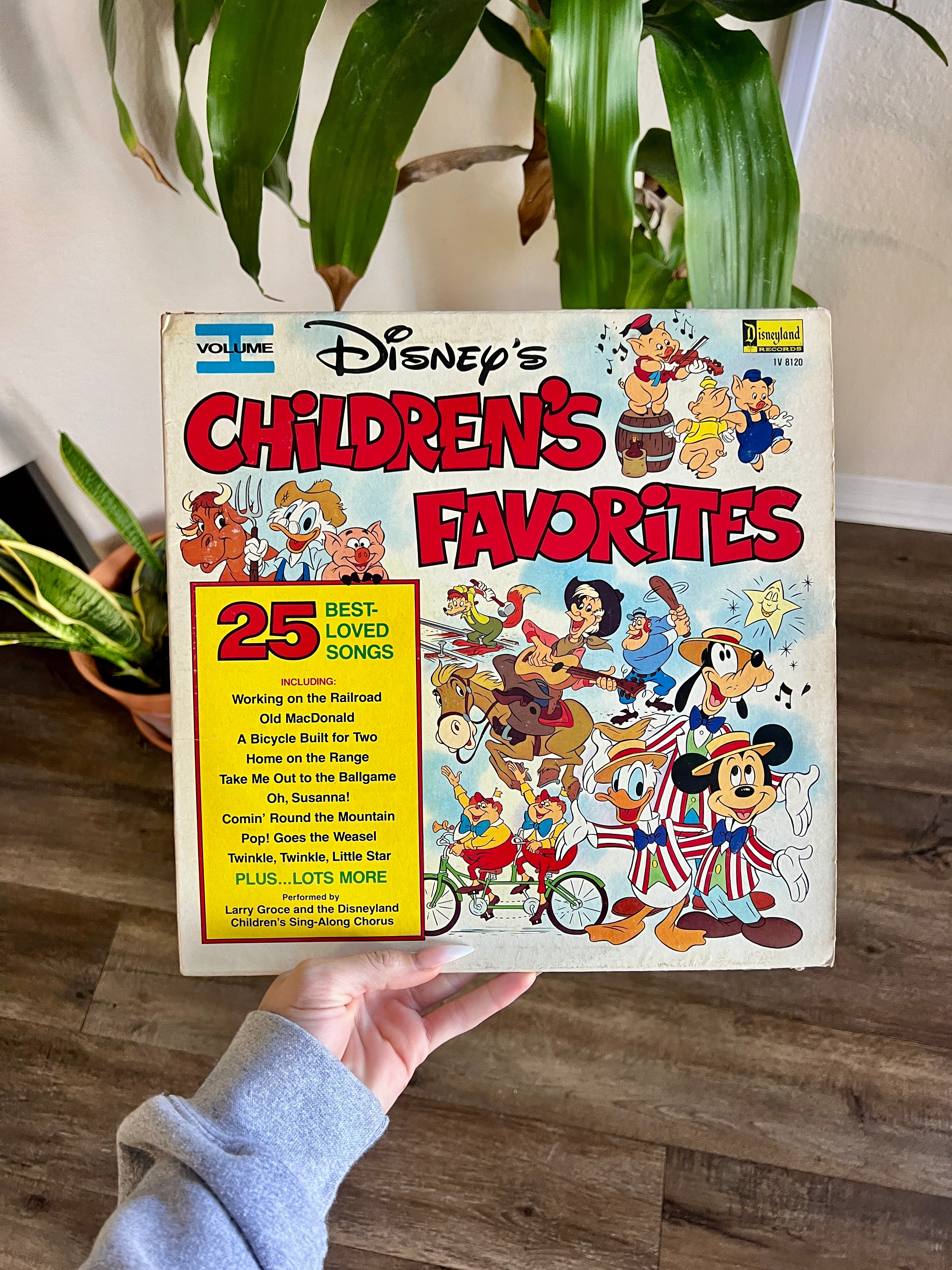 1173 -Disney's Children's Favorites 25 Best-Loved Songs Record
