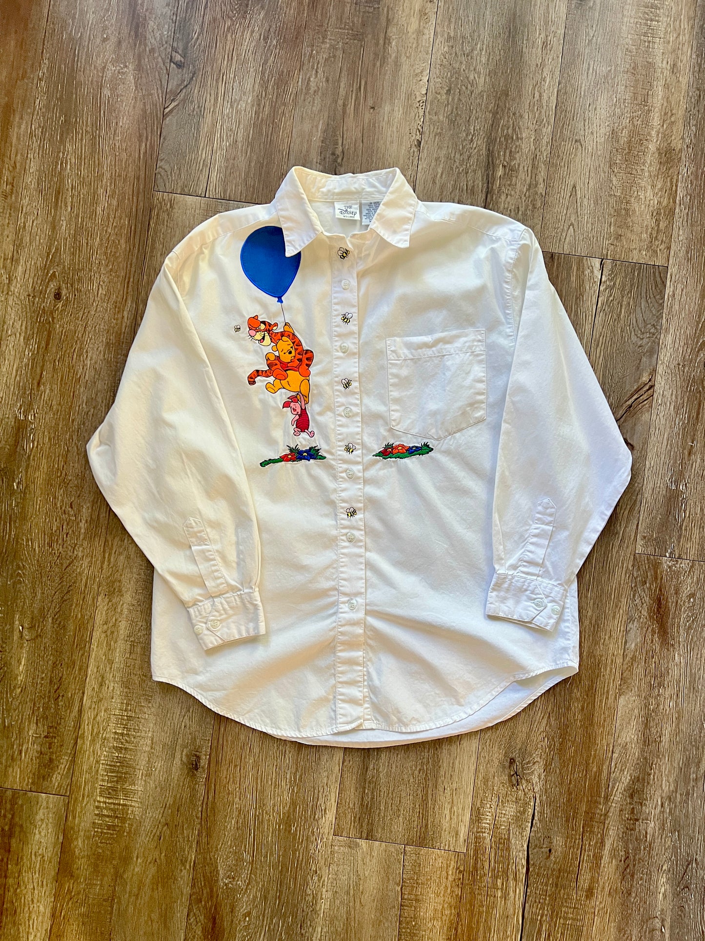 629 -White Embroidered Winnie The Pooh Balloon Button Up - M
