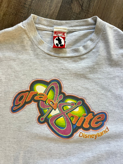 630 - Heather Grey Disneyland Grad Nite 98 Tee - M