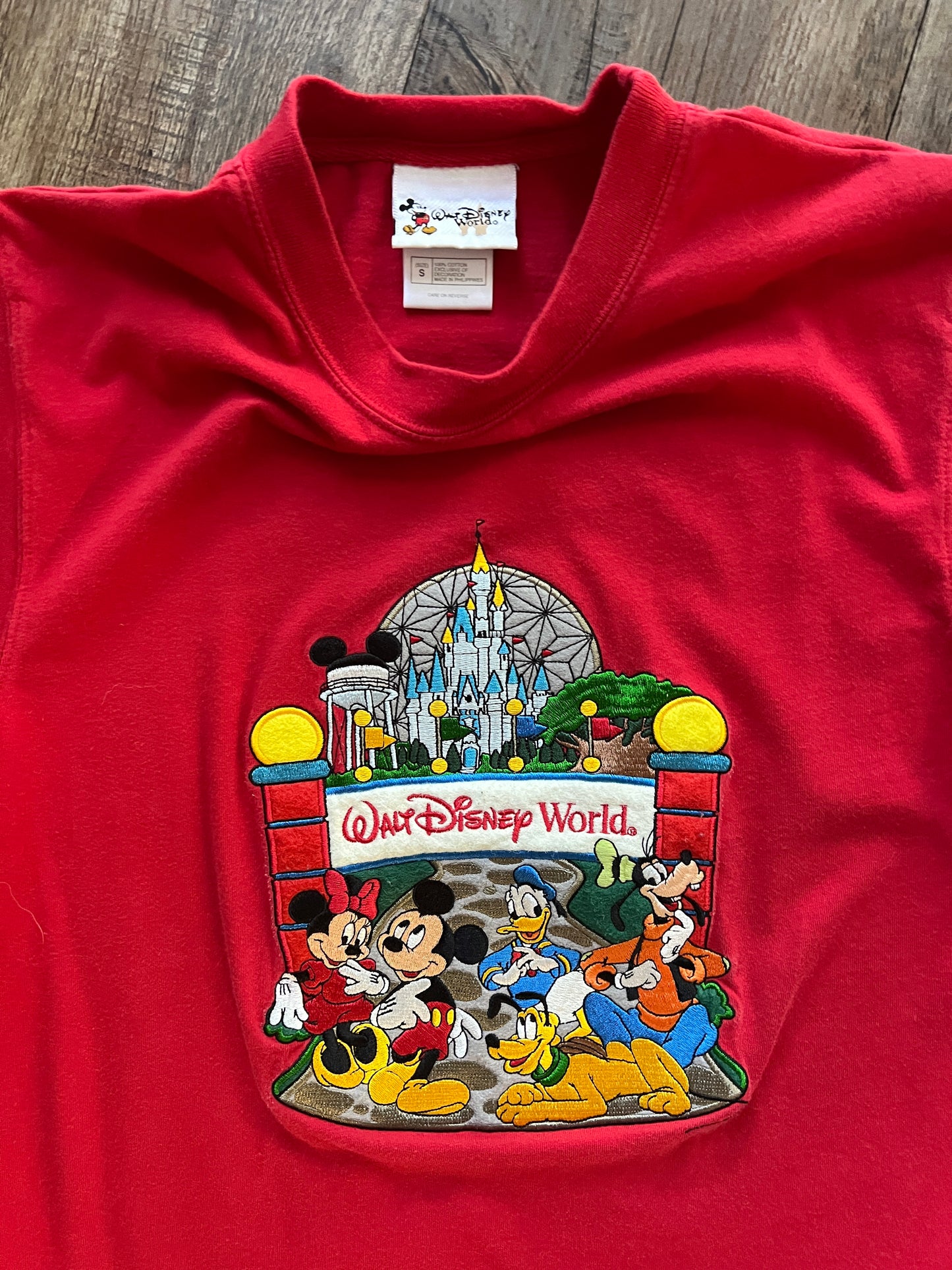 640 -Red Applique WDW Arches Tee - S