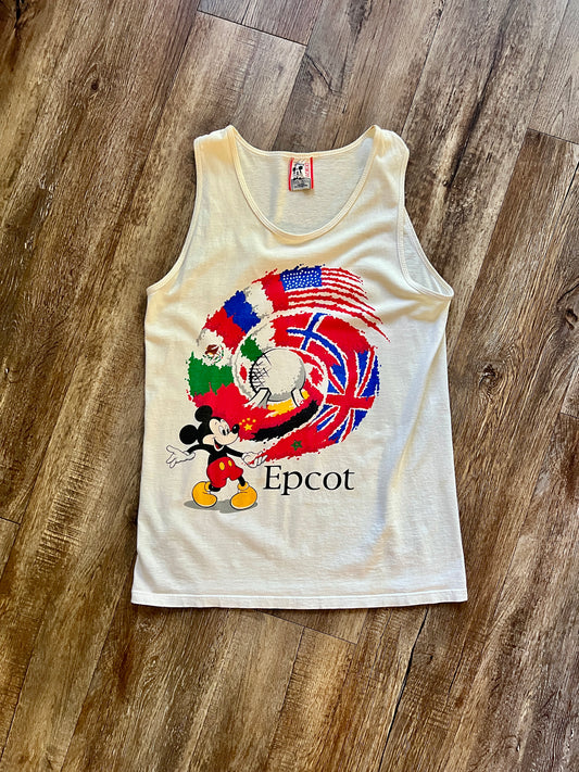 646 -White Mickey & EPCOT World Showcase Tank - M