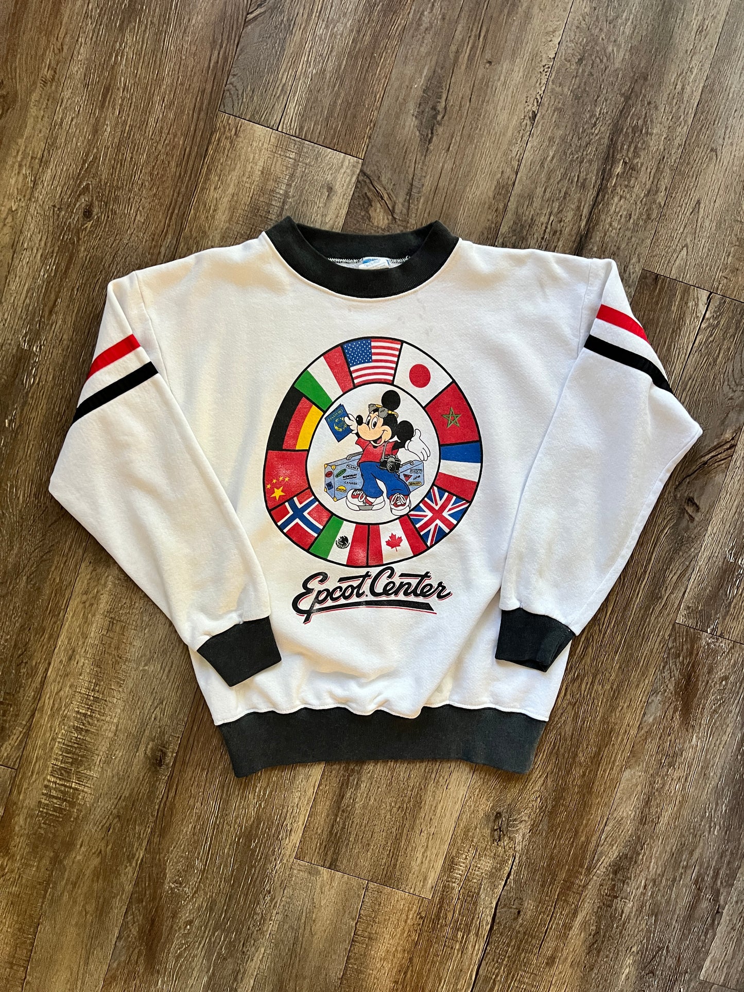 653 -White EPCOT World Traveler Mickey Striped Sleeve Crewneck - L