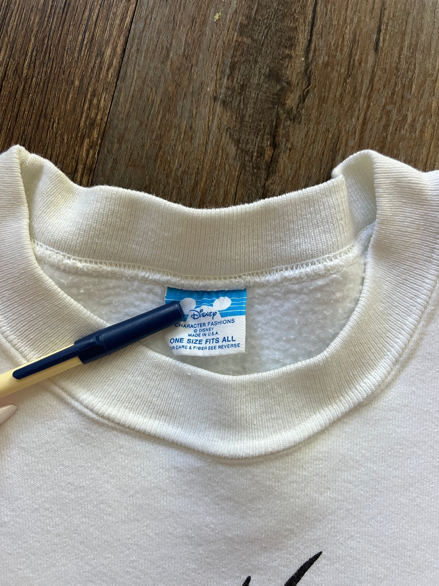 657 - White Goofy Head Letter Crewneck - OSFA