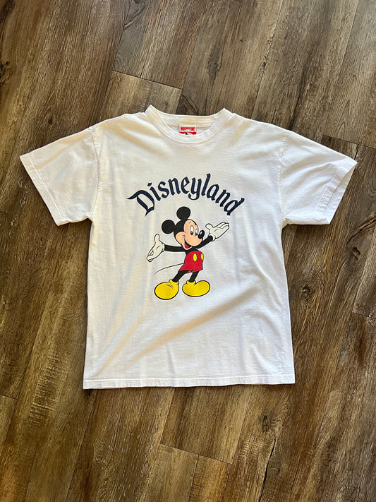 661 -White Disneyland Mickey Logo Tee - M