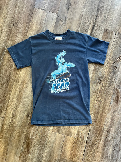 673 -Navy Expedtion Everest Elevate Your Fear Yeti Tee - M