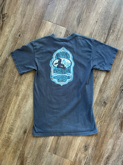 673 -Navy Expedtion Everest Elevate Your Fear Yeti Tee - M