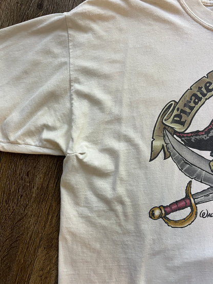 684 -Tan Pirates of the Caribbean WDW Logo Pirate Skull & Crossbones Tee - XL