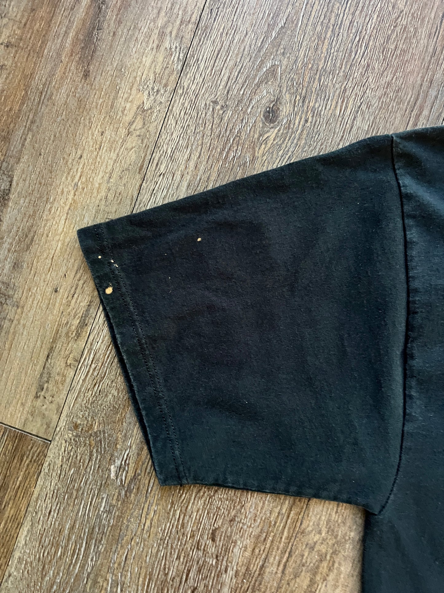 691 -Black I Survived Tower of Terror Drop Tee - Thrashed Neck - L