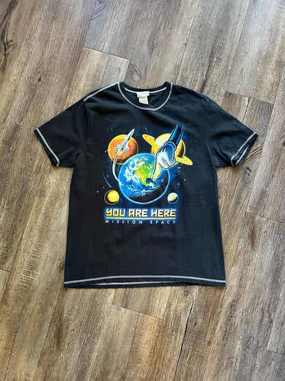 694 -Black Mission Space You Are Here Mickey Planet Head Tee - L