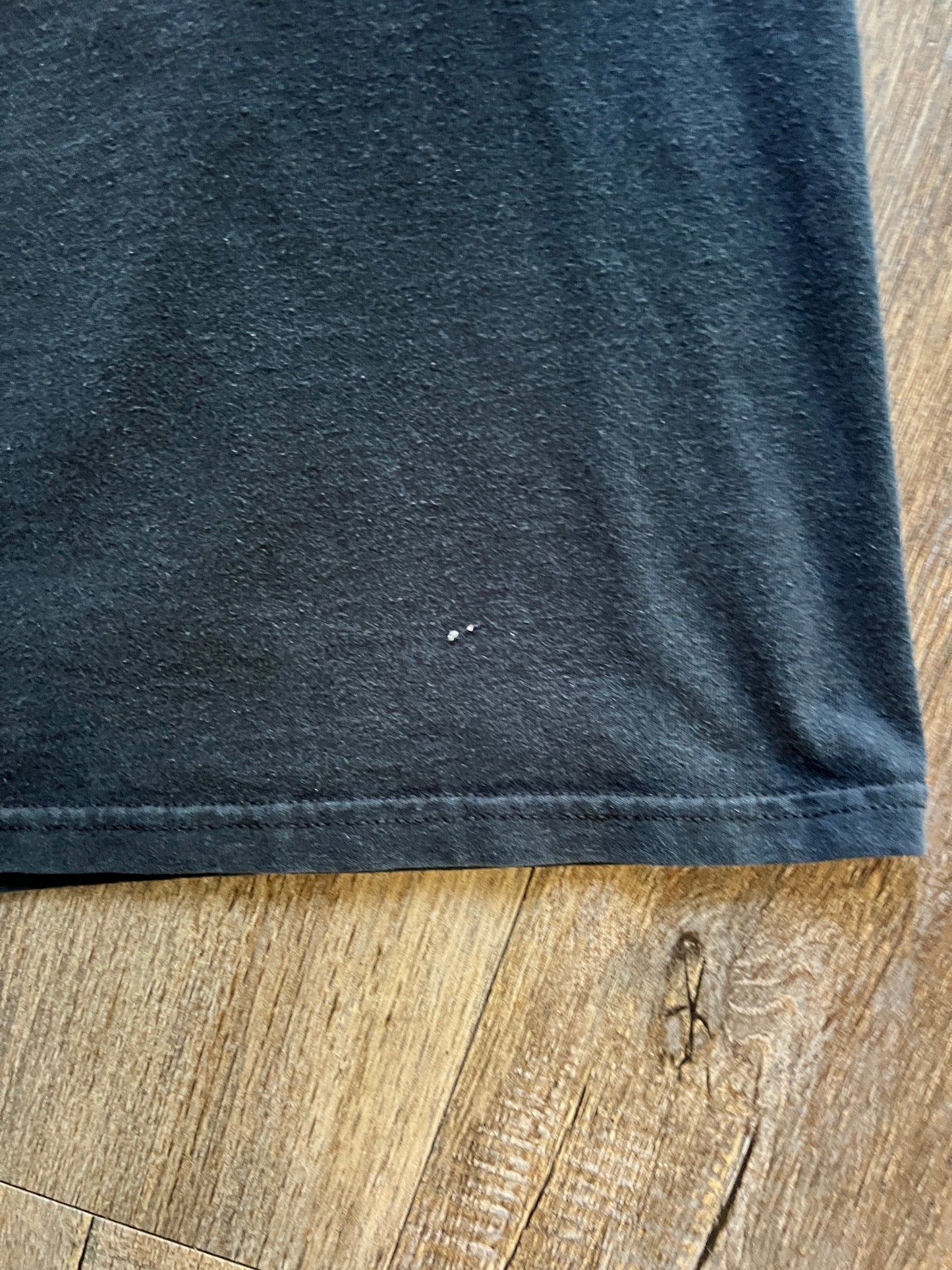 696 -Black Expedition Everest Yeti Cloud Mountain Tee - S