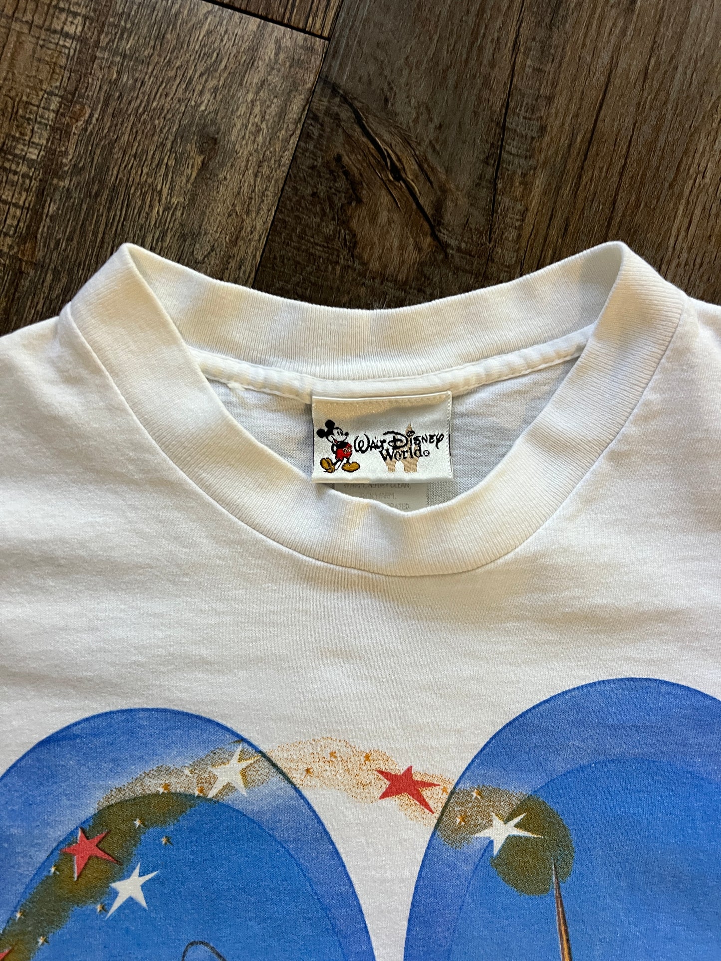 703 -White Sorcerer Mickey 98 WDW Logo Tee - M