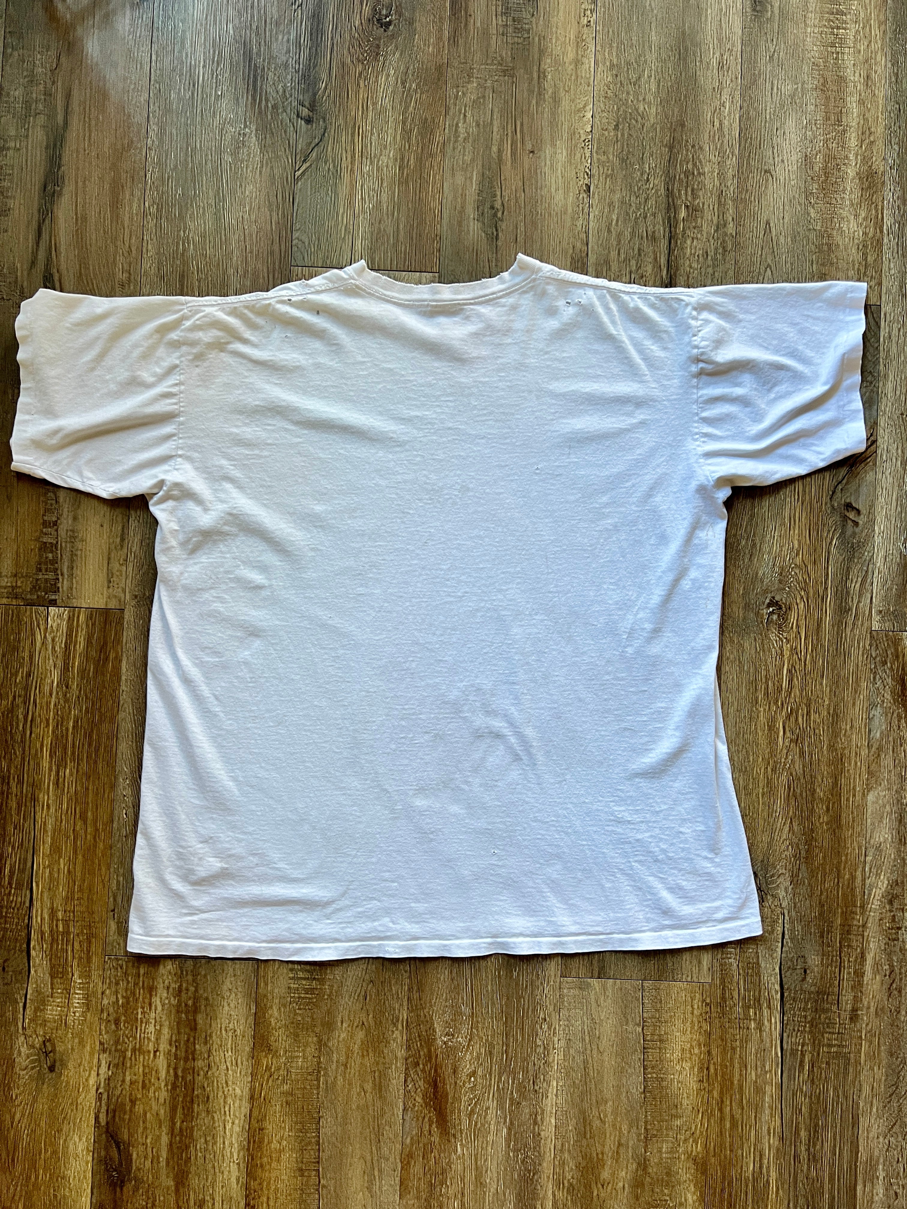 1204 -White Big Face Donald Duck Shirt - NT / OSFA