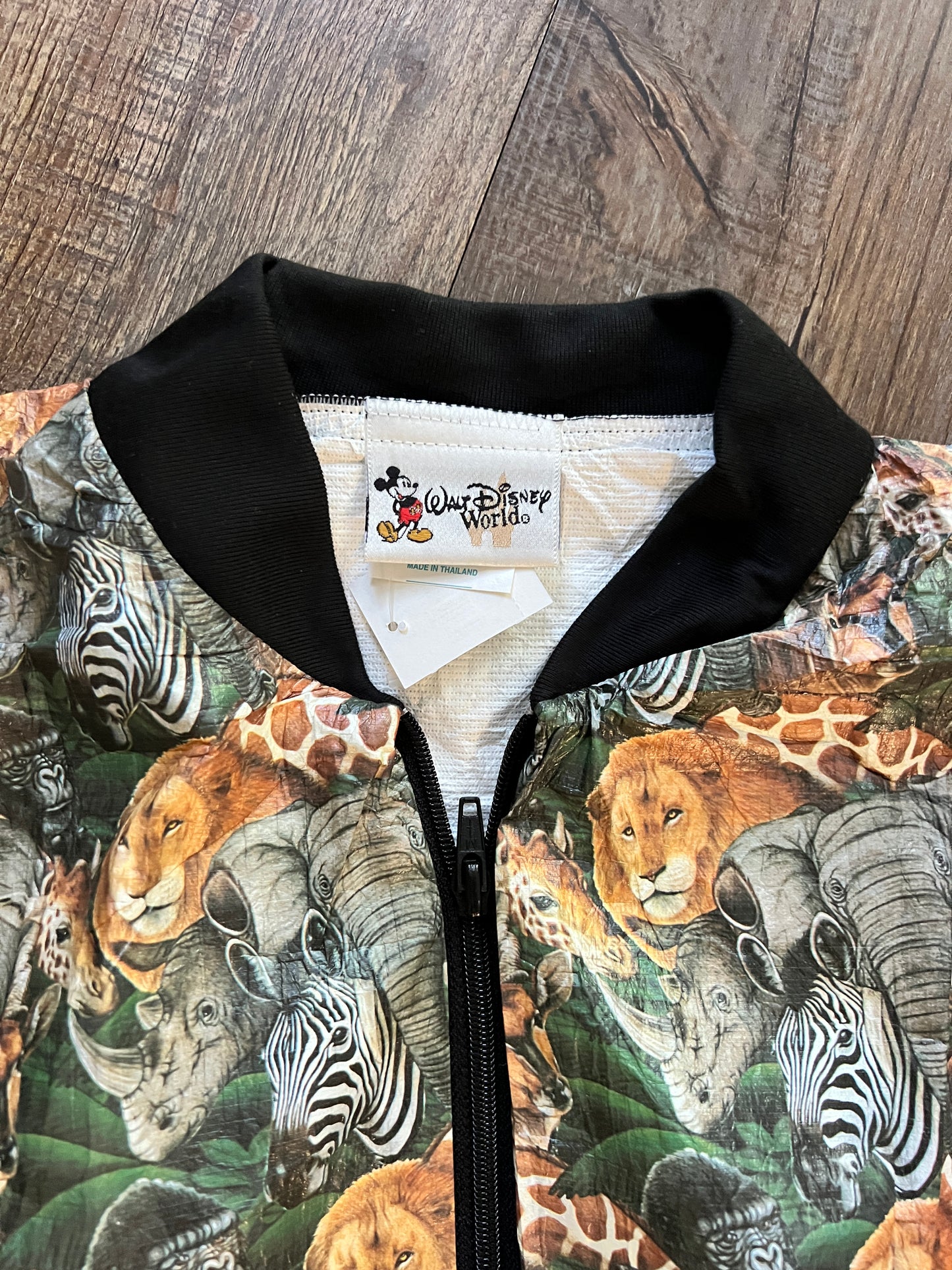 714 -AOP Animal Kingdom Zip Up Jacket NWT - XL