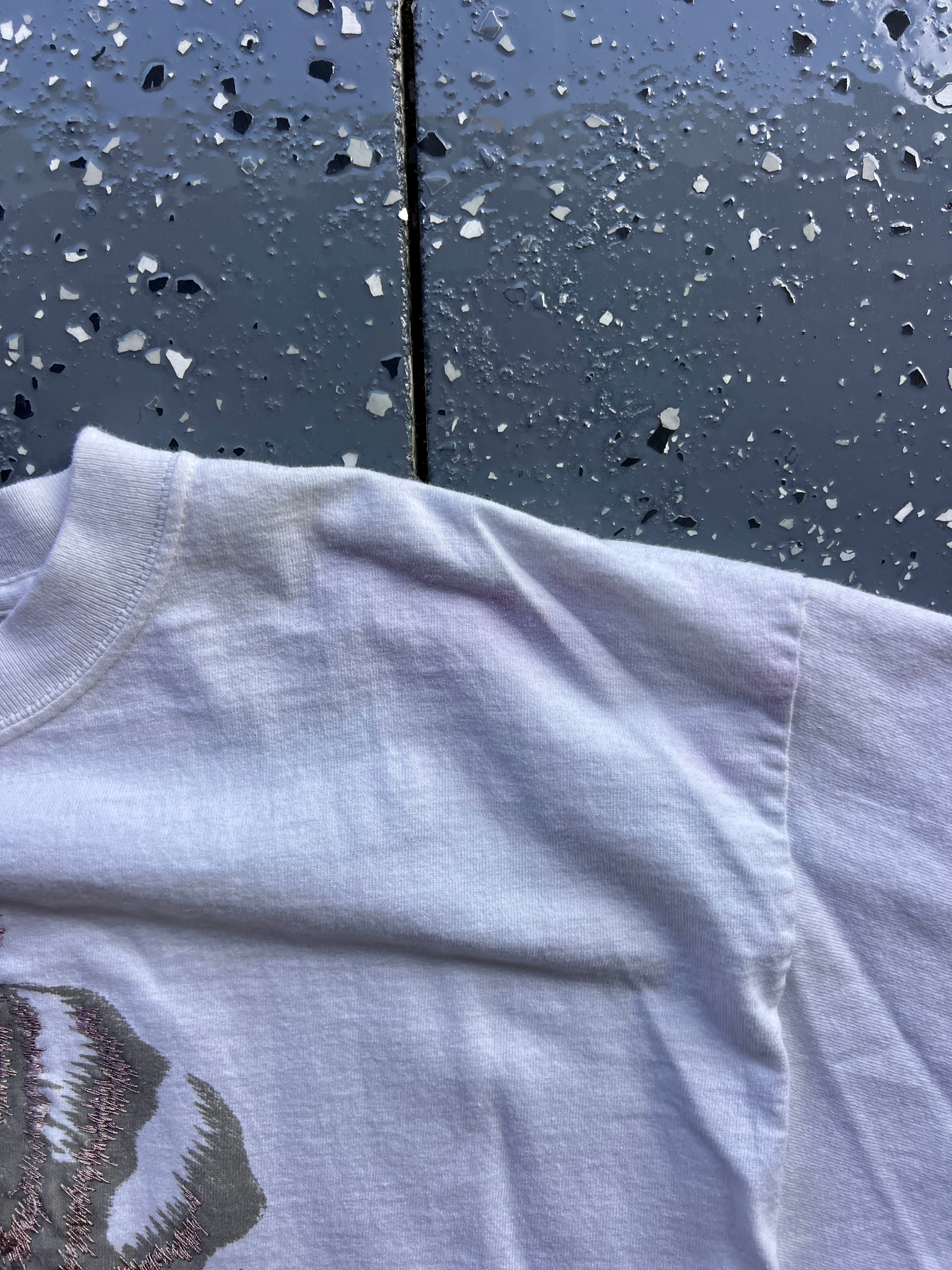 1432 - White Embroidered 1998 DAK Asia Opening Day Tee - L