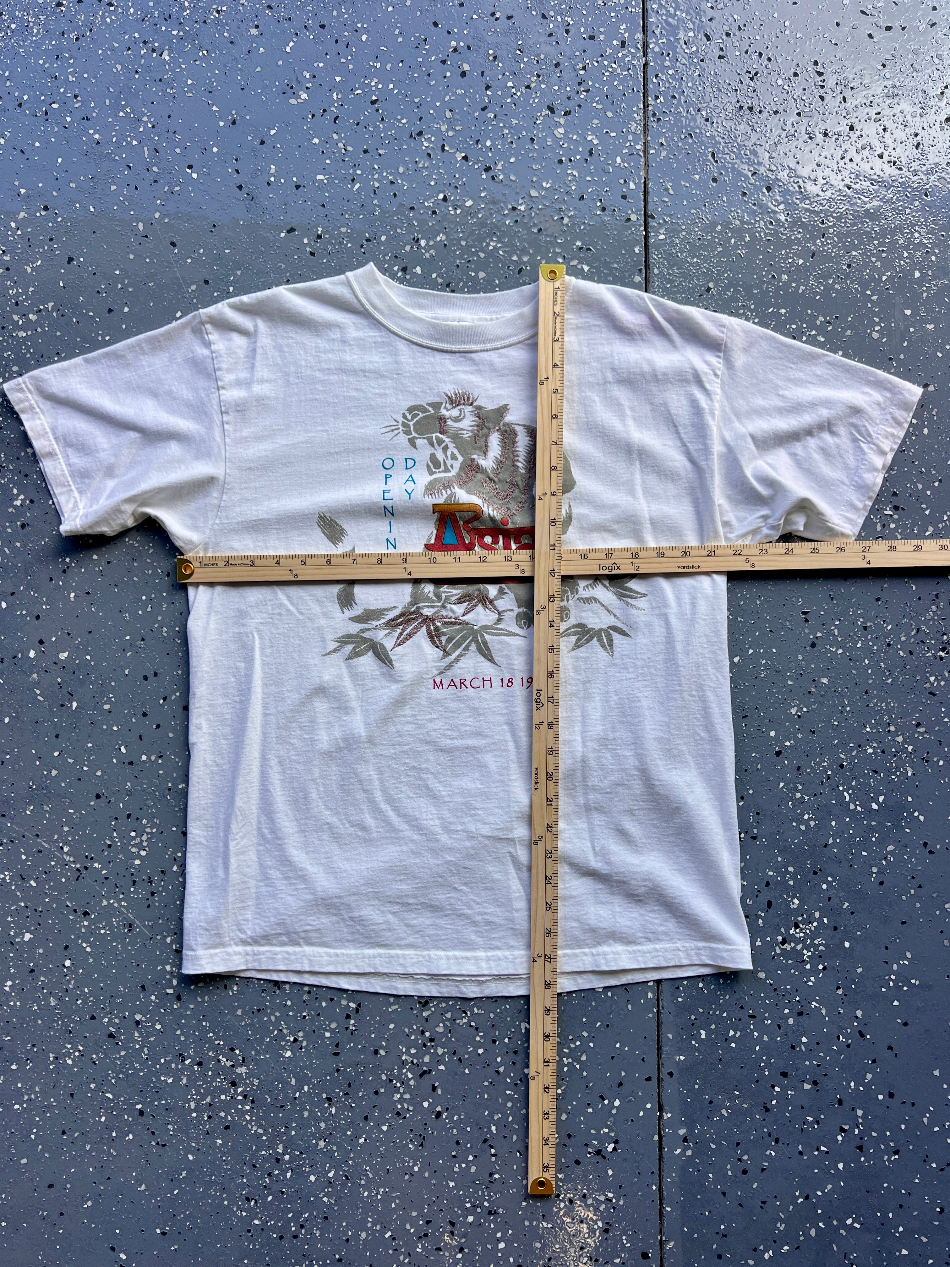 1432 - White Embroidered 1998 DAK Asia Opening Day Tee - L