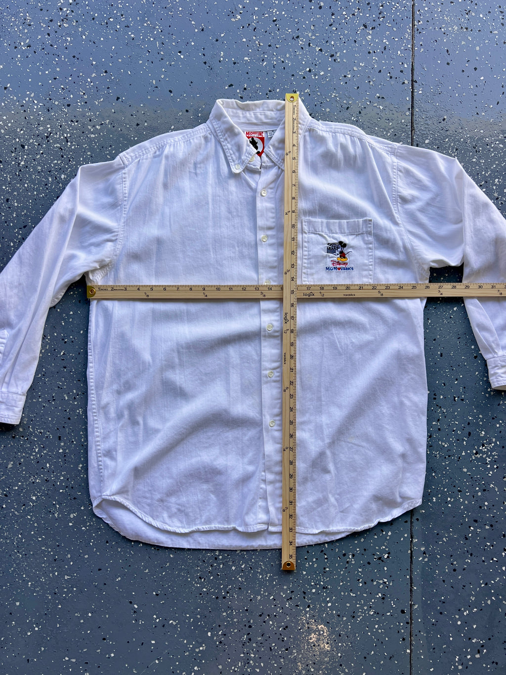 1433 - White Embroidered MGM Studios Mickey Button Up - XL