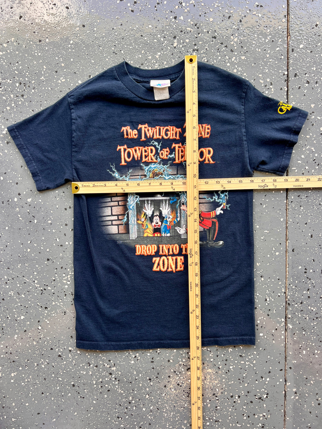 1424 - Navy Twilight Zone Tower of Terror Drop into the Zone Tee - S