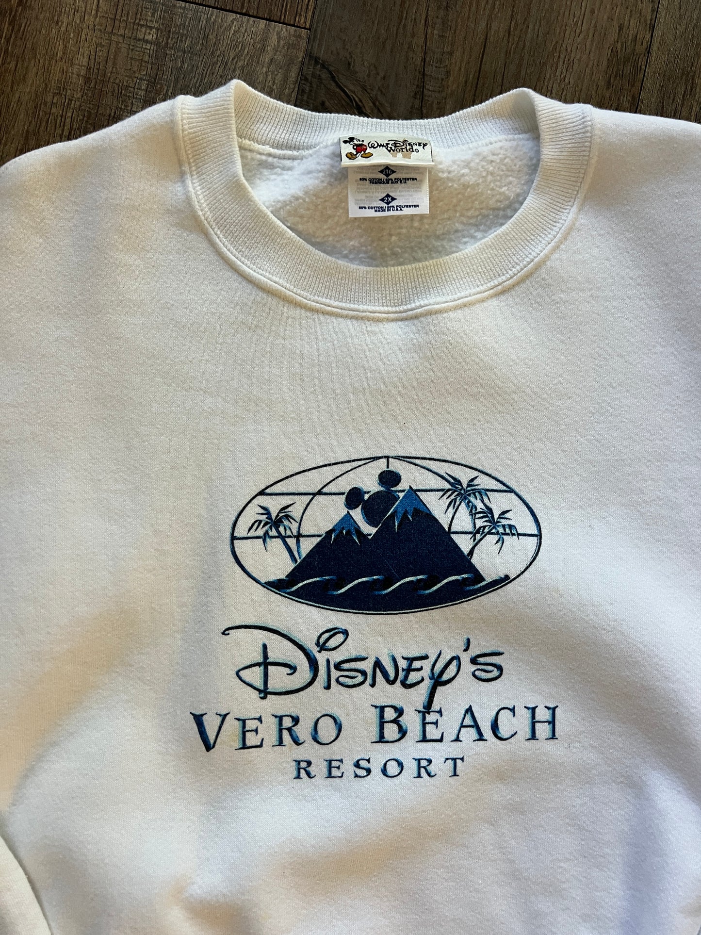 729 -White Vero Beach Logo Crewneck - 2X