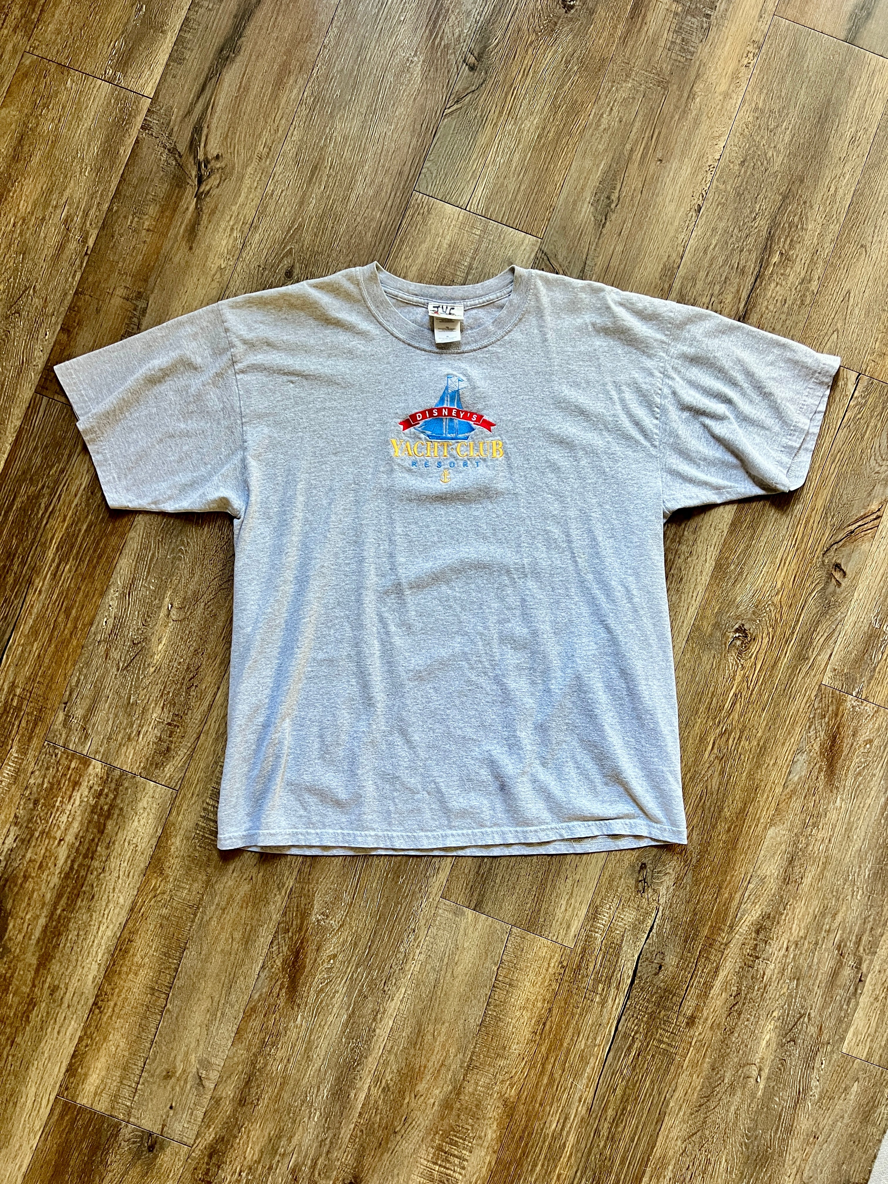 1232 - Grey Embroidered Yacht Club Resort Shirt - XL