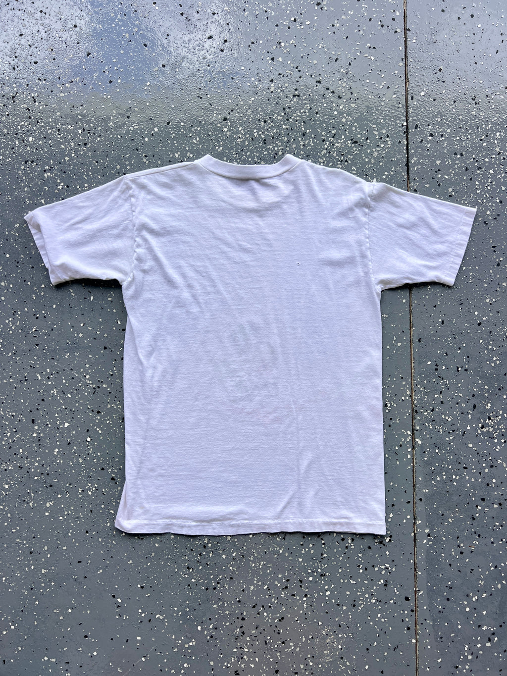 1417 - White Single Stitch EPCOT World Showcase Germany Mickey Tee - M