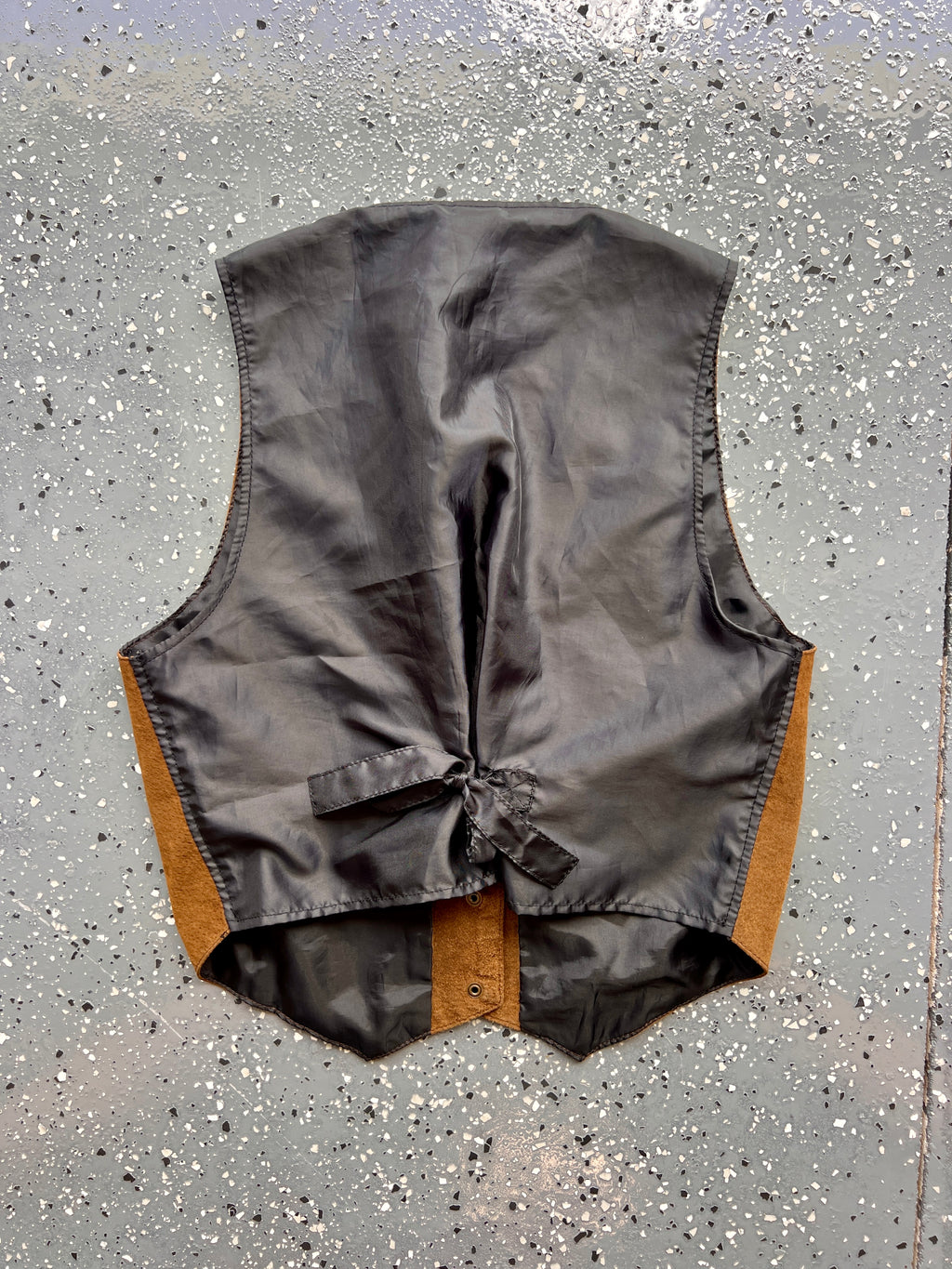 1455 - Brown Embroidered Winnie the Pooh Button Up Vest - NT/M