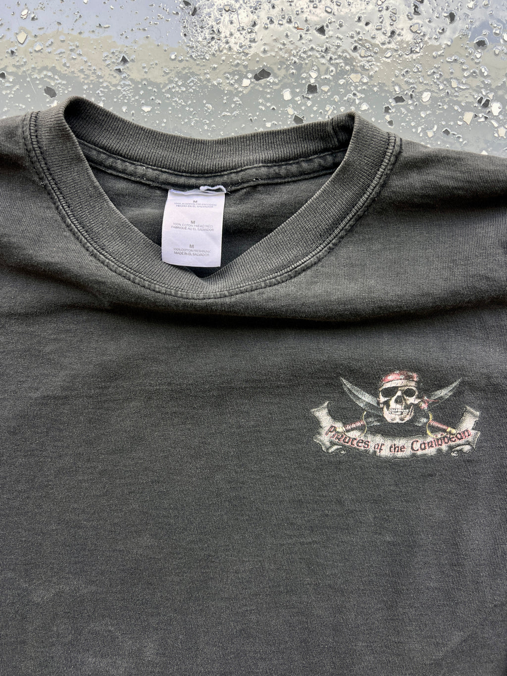 1456 - Black Pirates of the Caribbean Skull & Crossbones Flames Long Sleeve - M