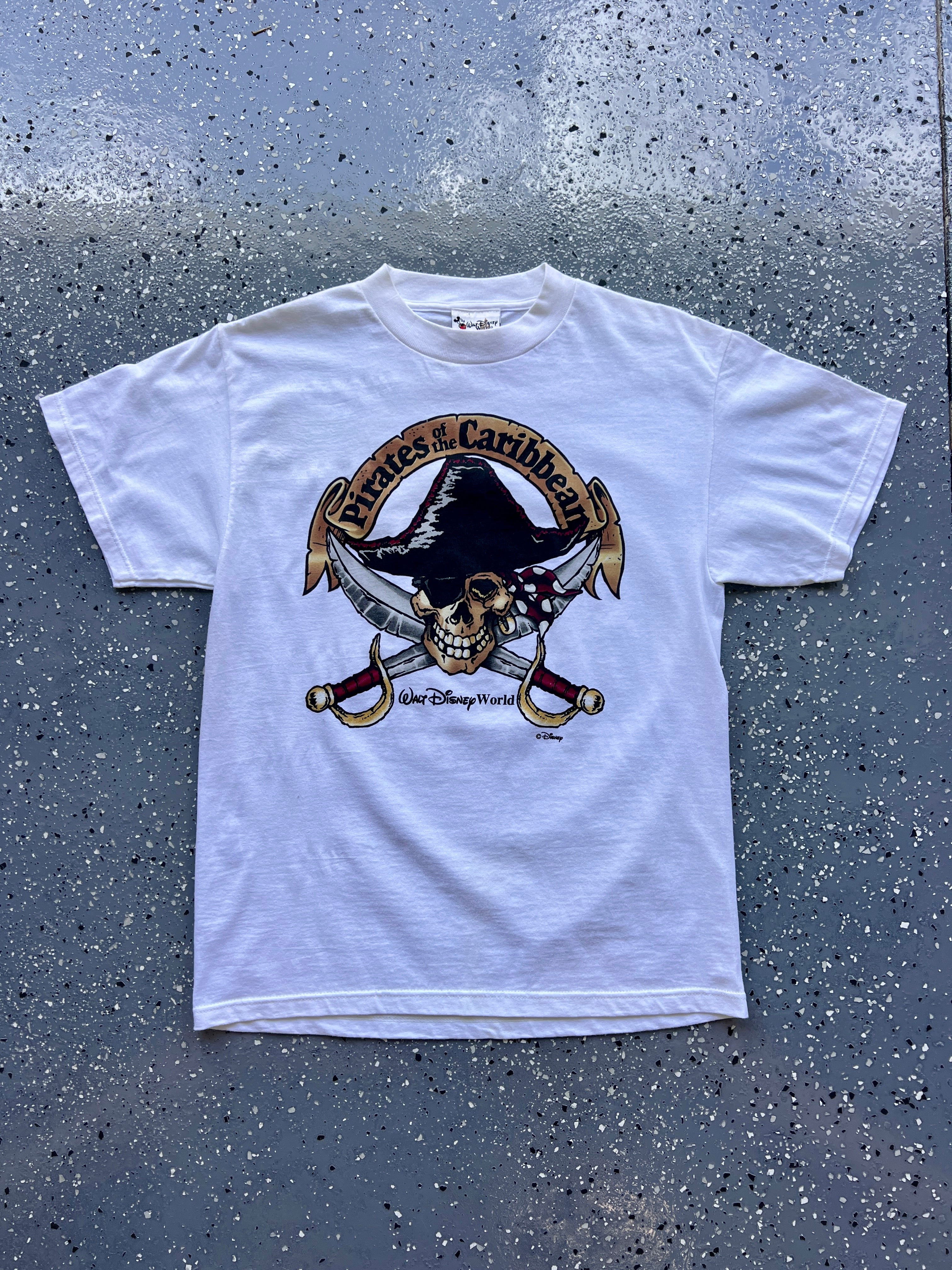 1458 - White Pirates of the Caribbean Tee - M