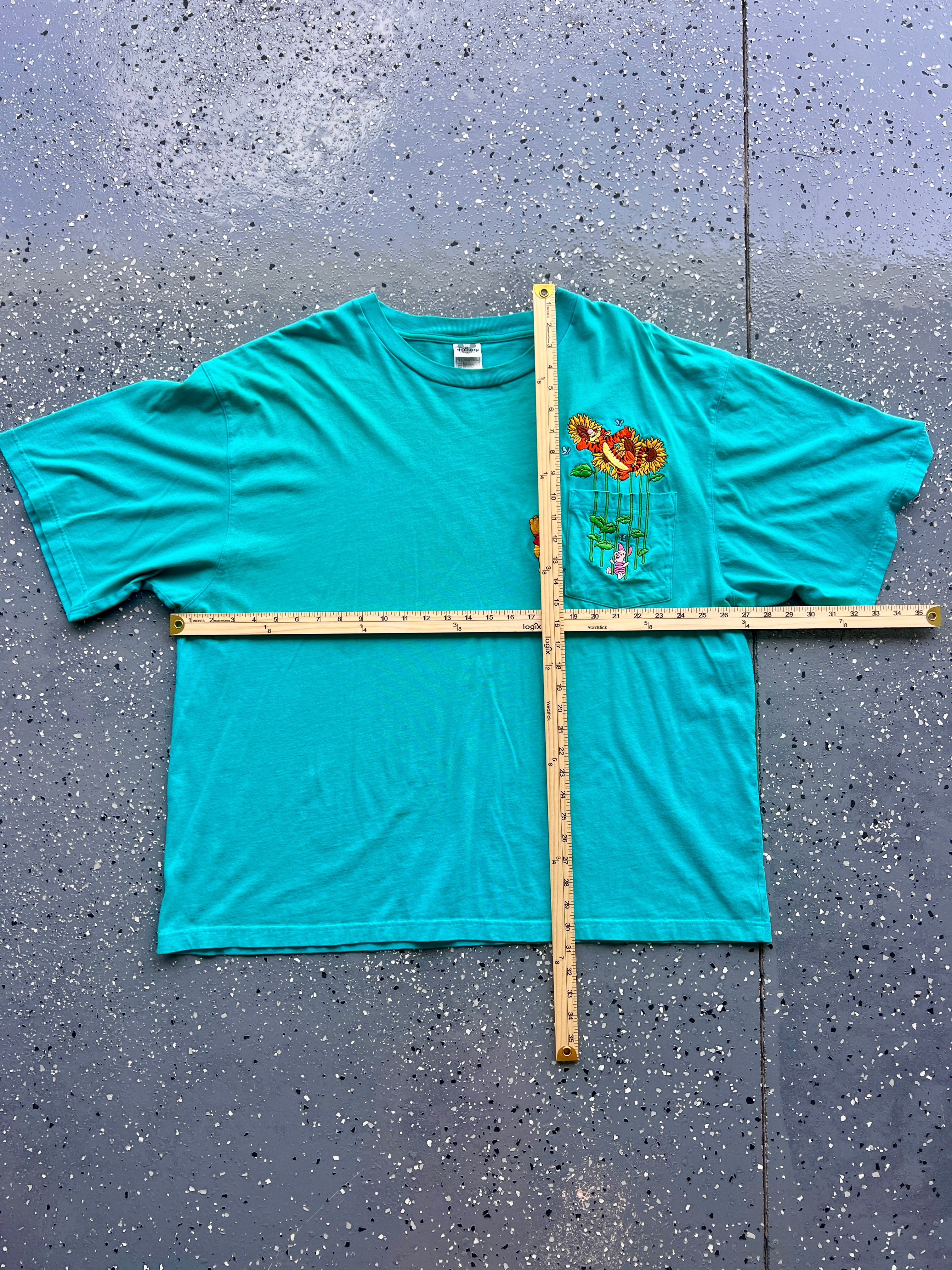 1407 - Green Embroidered WTP & Tigger Sunflower Pocket Tee - 2XL