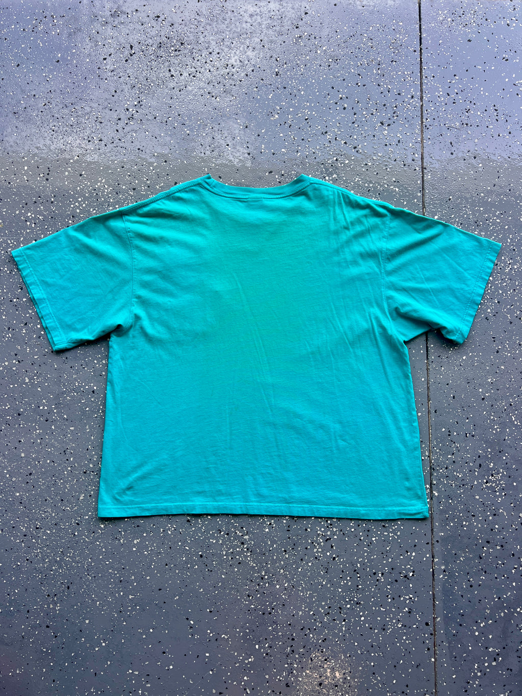 1407 - Green Embroidered WTP & Tigger Sunflower Pocket Tee - 2XL