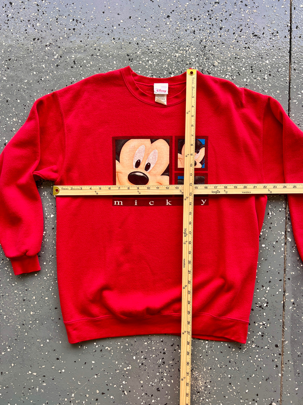 1472 - Red Mickey Box Crewneck - L