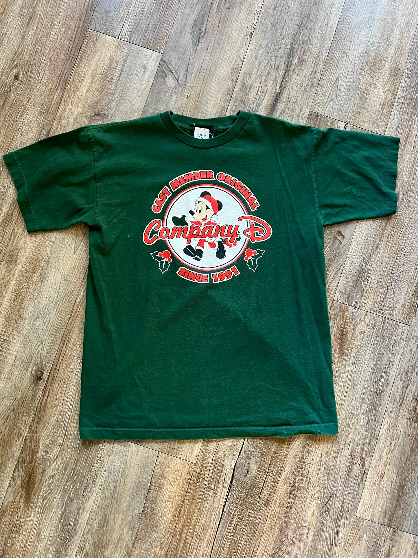 808 -Green Company D Santa Mickey Tee - L