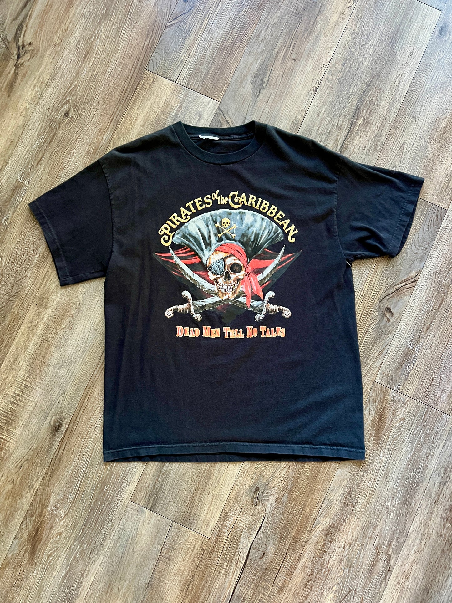 781 -Black Pirates of Caribbean Dead Men Tell No Tales Tee - L