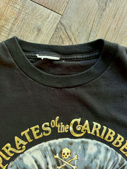 781 -Black Pirates of Caribbean Dead Men Tell No Tales Tee - L