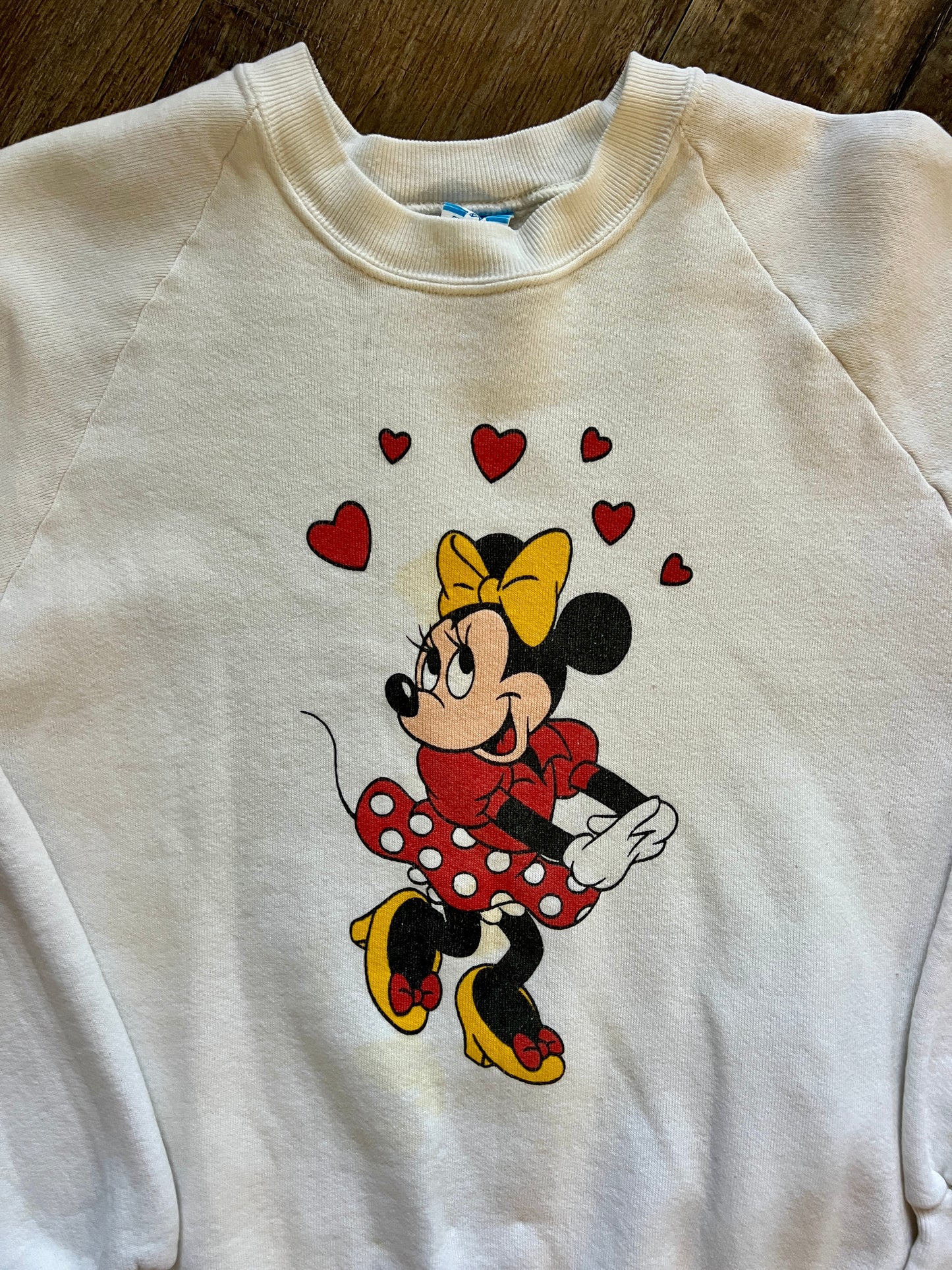 789 -White Red Hearts Minnie Mouse Crewneck - XL