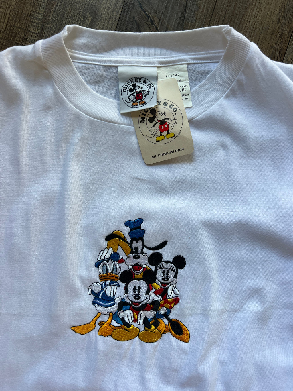 1235 -NWT White Embroidered Mickey & Friends Shirt - OSFA
