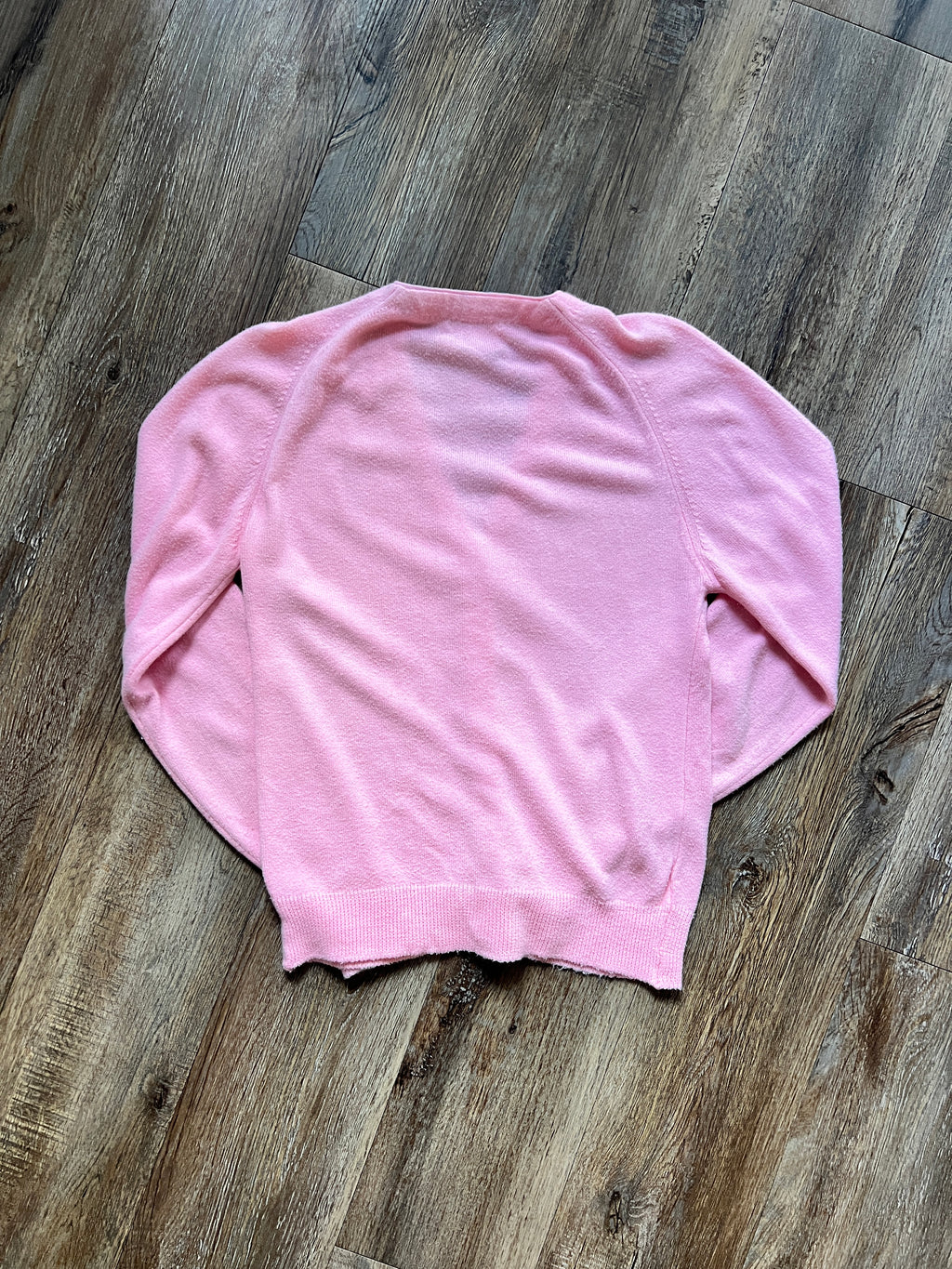 1246 -Pink Minnie Embroidered Golf Sweater - L