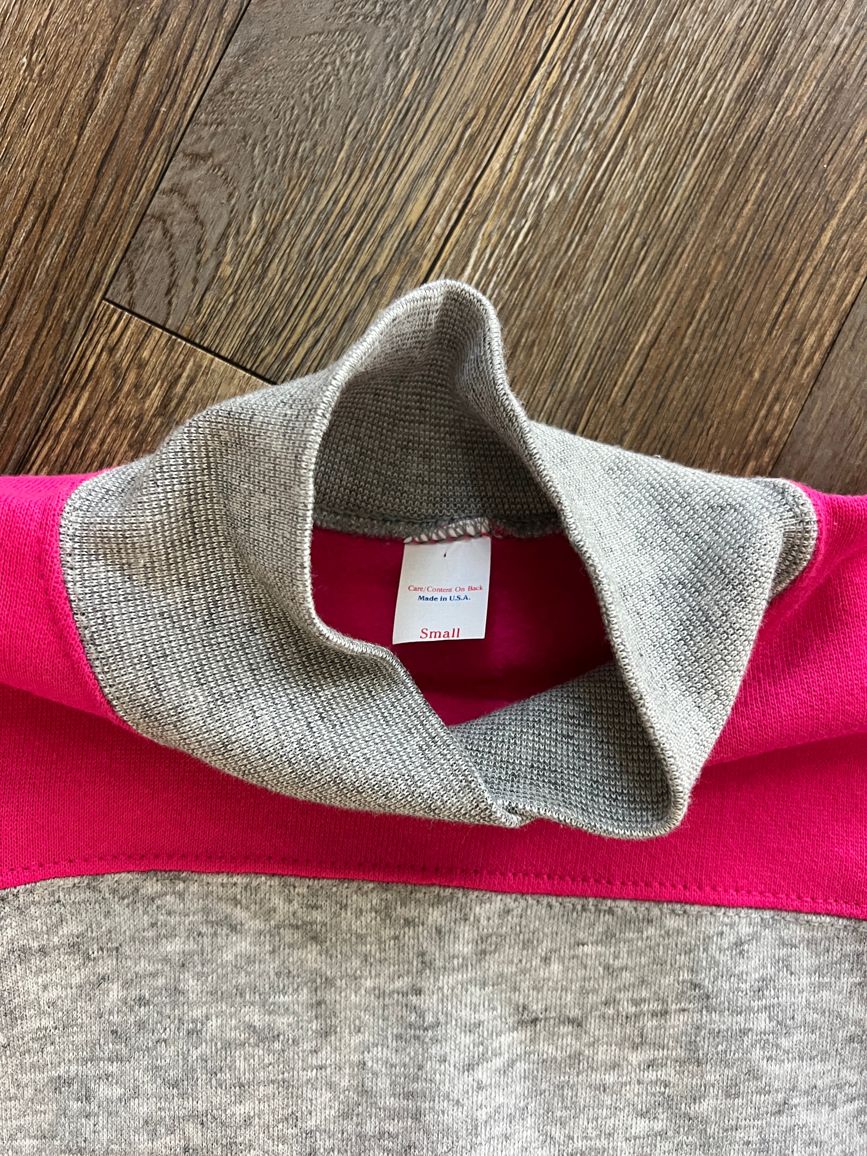 1261 -Grey, Pink, & Blue Mickey's Beach Club Pullover - S