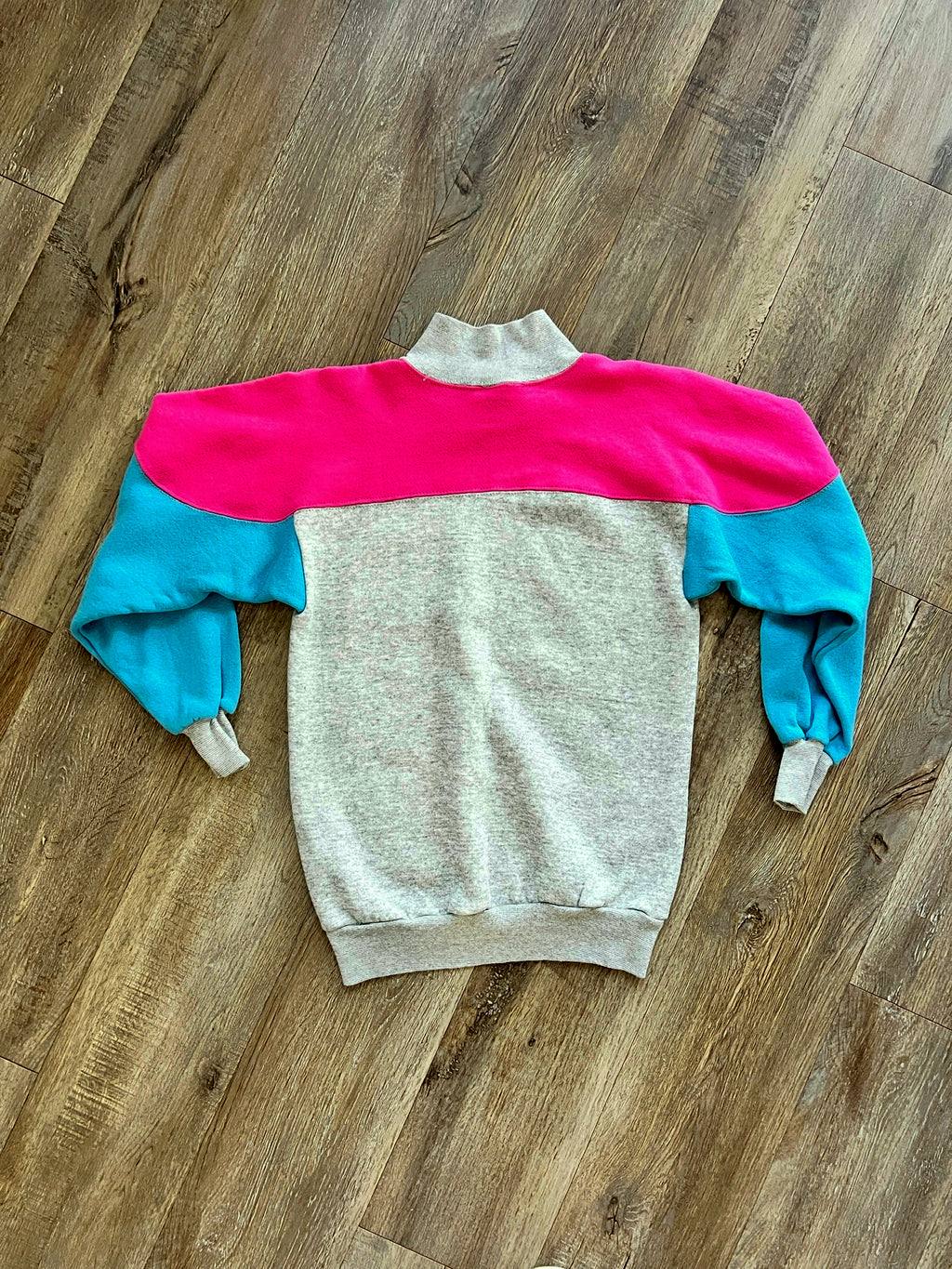 1261 -Grey, Pink, & Blue Mickey's Beach Club Pullover - S